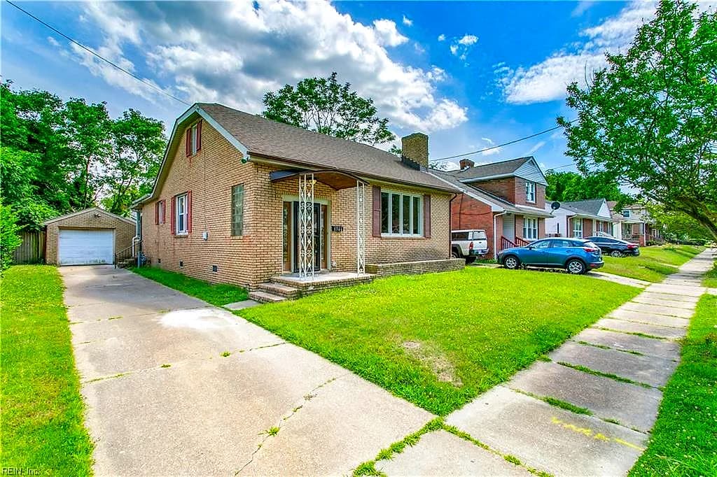 1346 26th ST, NEWPORT NEWS VA 23607 - Photo 4