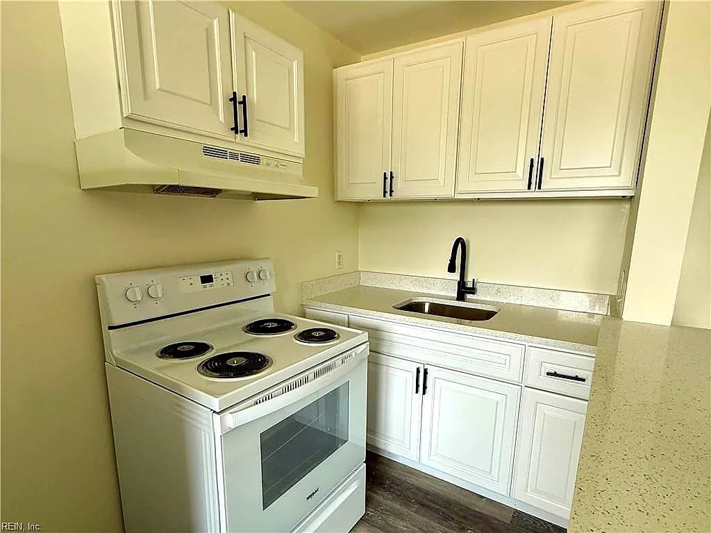 2828 E Ocean View AVE, NORFOLK VA 23518 - Photo 5
