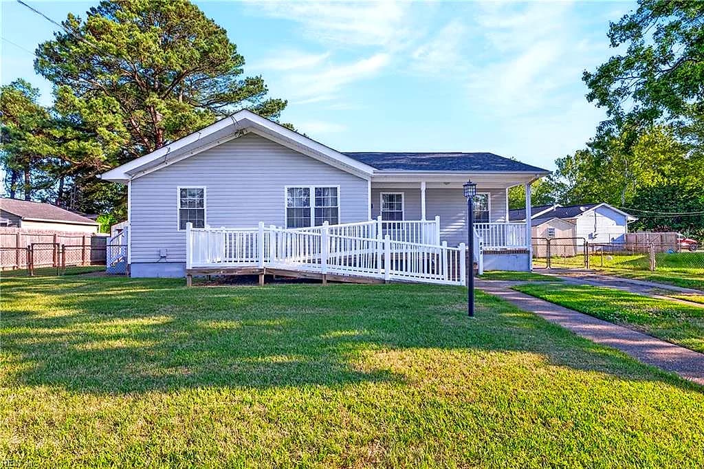 802 Hancock AVE, PORTSMOUTH VA 23701 - Main photo