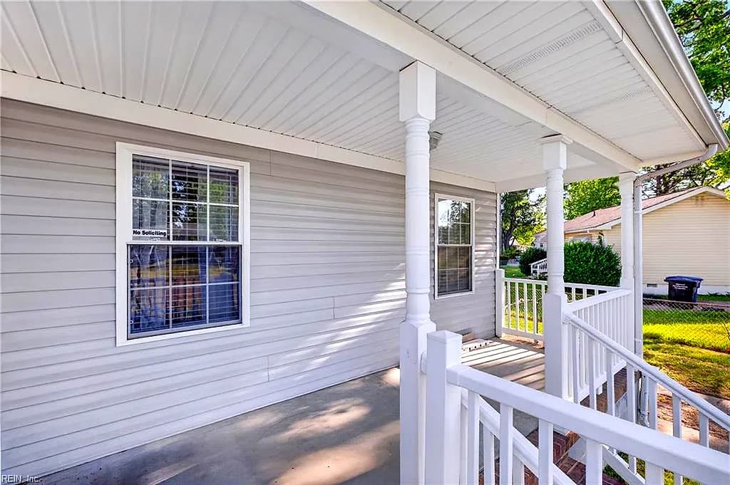 802 Hancock AVE, PORTSMOUTH VA 23701 - Photo 4