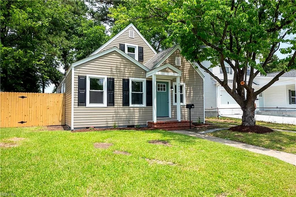 7534 Yorktown DR, NORFOLK VA 23505 - Photo 3