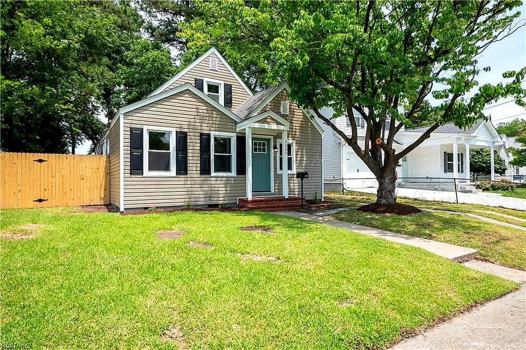 7534 Yorktown DR, NORFOLK VA 23505 - Photo 4