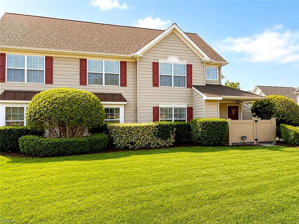 704 Lakeside DR, SUFFOLK VA 23435