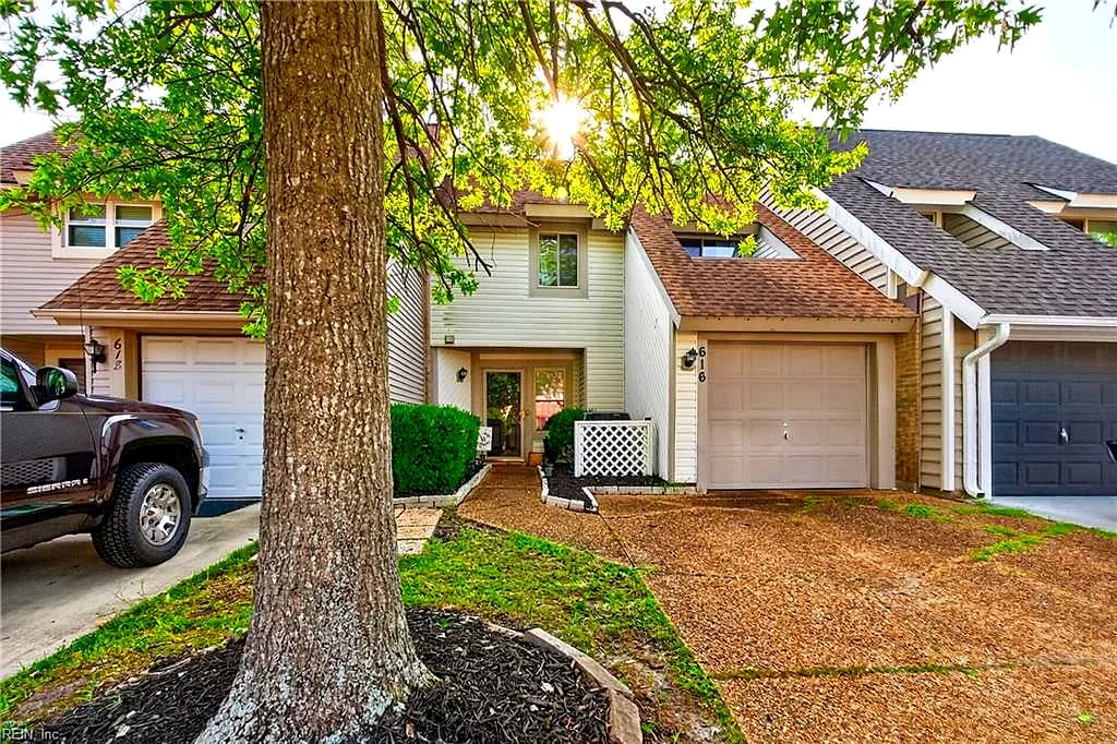 616 Masefield CIR, VIRGINIA BEACH VA 23452 - Photo 2