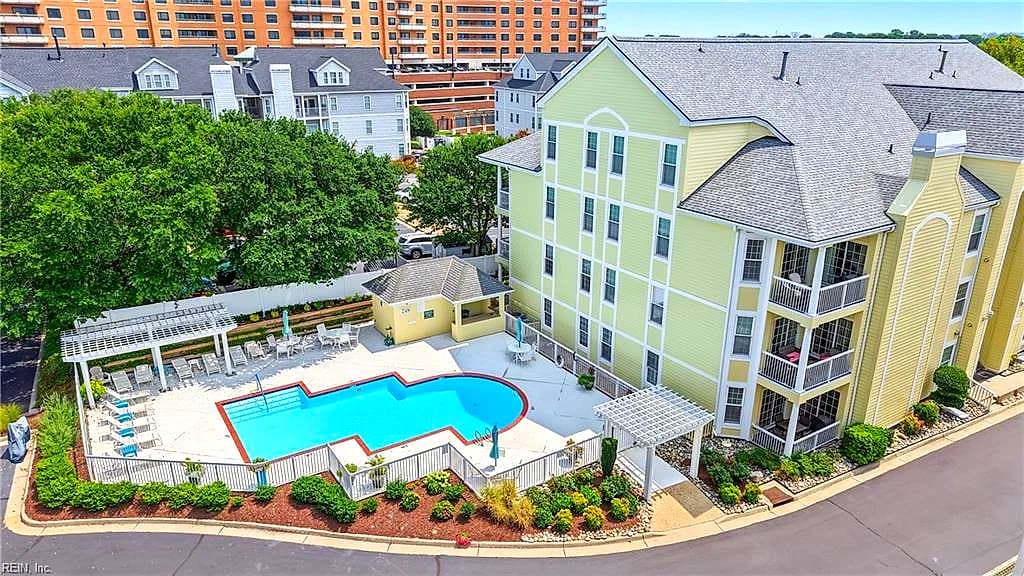 2300 Shore Sands CT #102, VIRGINIA BEACH VA 23451 - Photo 4