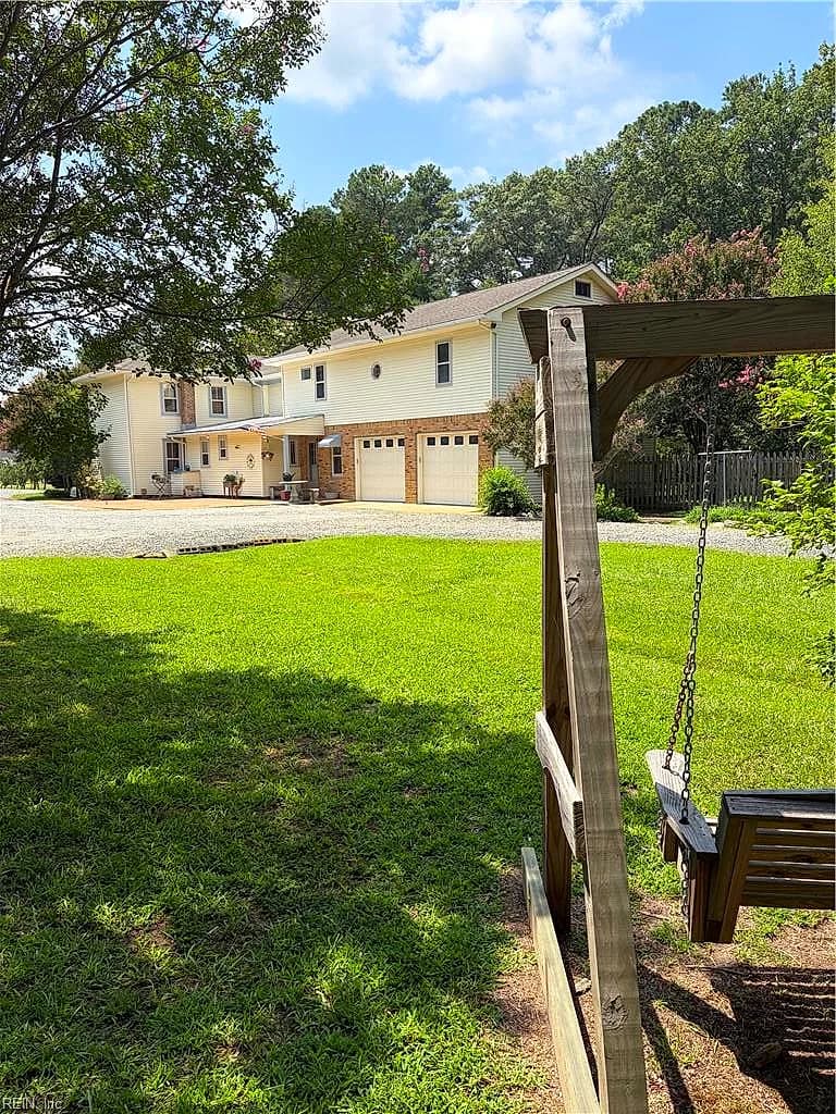 228 Church ST, MATHEWS VA 23109 - Photo 4