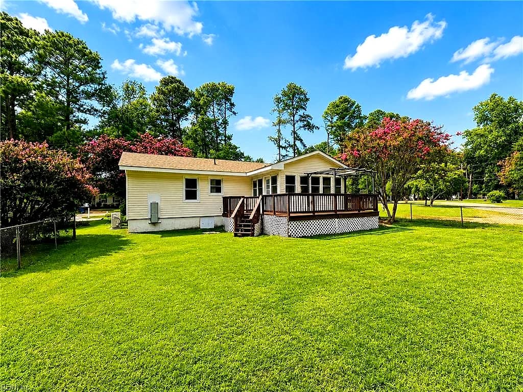 789 Coachpoint RD, HARTFIELD VA 23071 - Photo 3