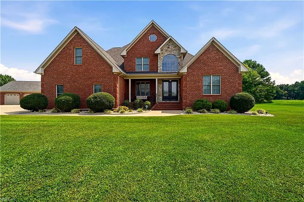 1040 Drumcastle LN, CHESAPEAKE VA 23323 - Photo 2
