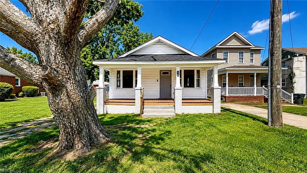 2404 E Washington ST, SUFFOLK VA 23434 - Photo 2