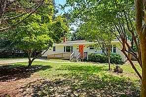 7042 East View RD, HAYES VA 23072 - Main photo