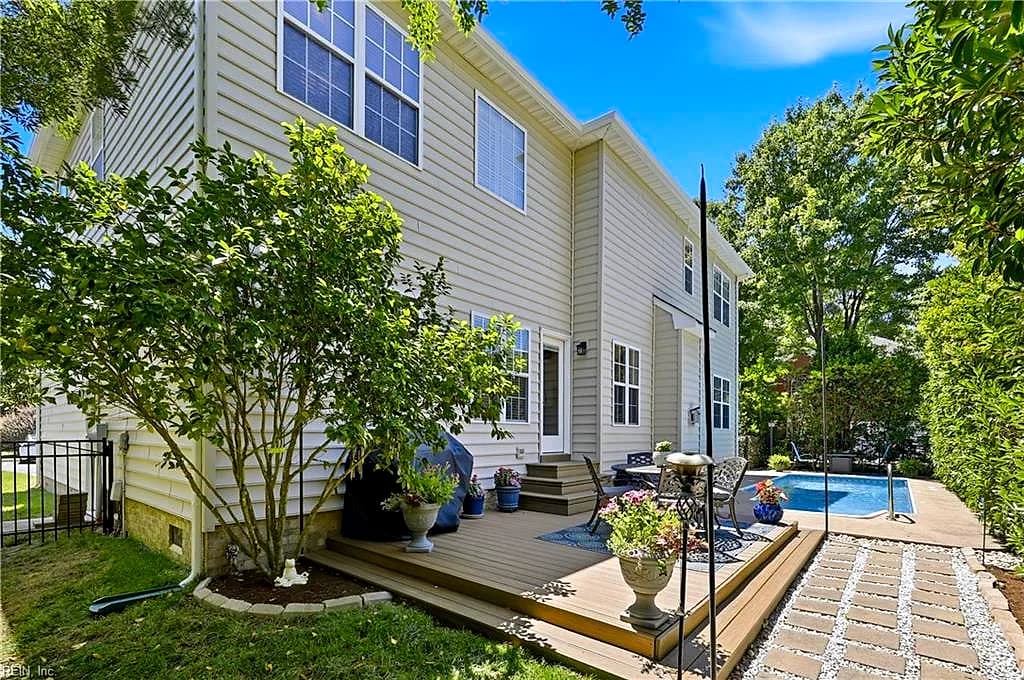 700 Blossom CIR, VIRGINIA BEACH VA 23456 - Photo 3