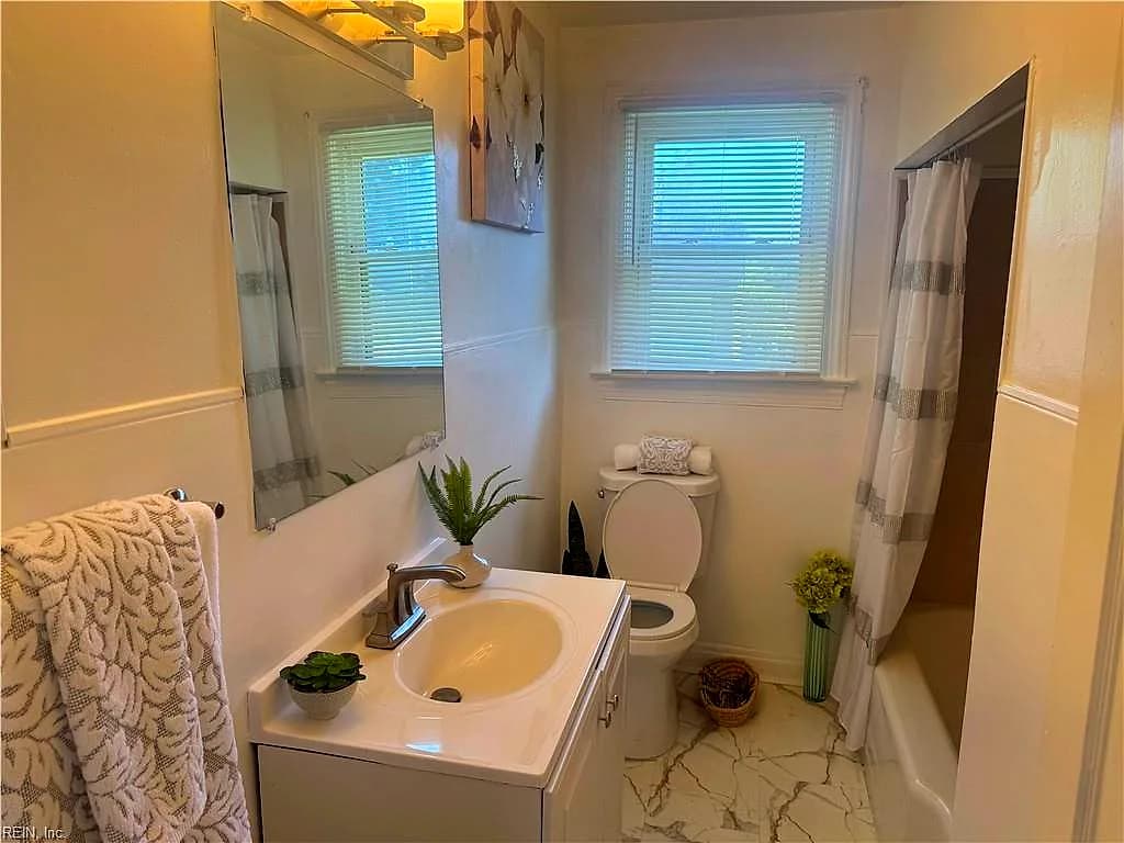 2801 Mapleton AVE, NORFOLK VA 23504 - Photo 5