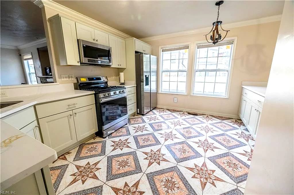 114 E Indian River RD, NORFOLK VA 23523 - Photo 4