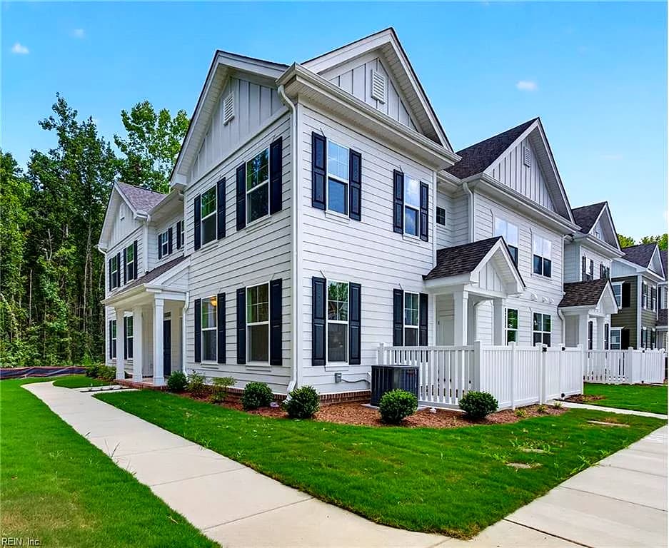 4981 Boone RD, CHESAPEAKE VA 23321 - Main photo