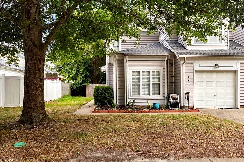 103 Kevin CT, YORKTOWN VA 23692 - Photo 3