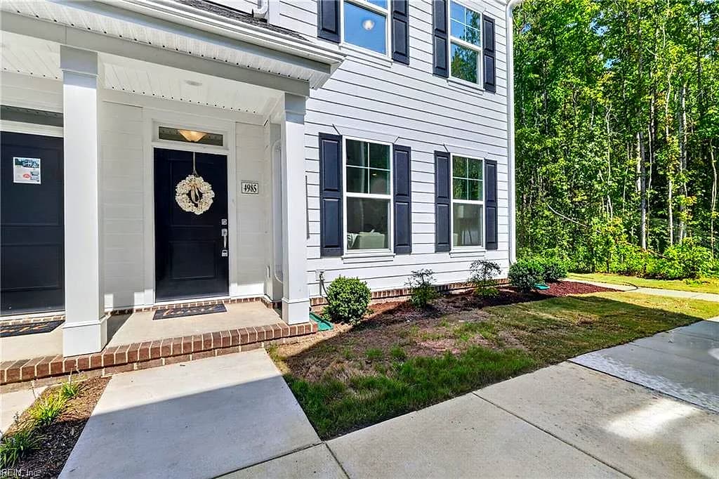4985 Boone RD, CHESAPEAKE VA 23321 - Photo 3