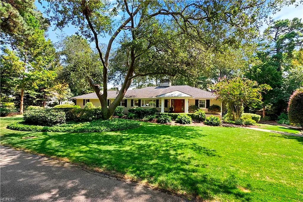 1832 N Alanton DR, VIRGINIA BEACH VA 23454
