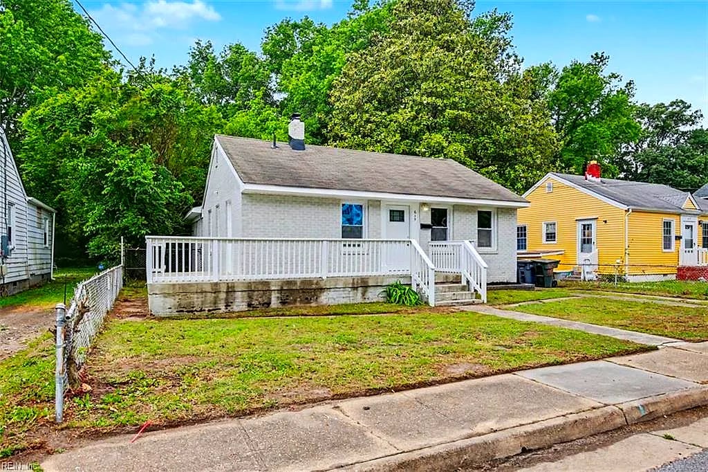 615 Bell ST, Hampton — 4 bed Residential, 1,261 sqft