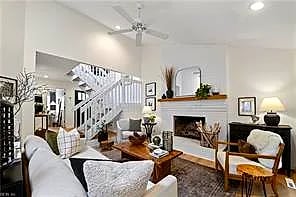 976 Kela CRES, VIRGINIA BEACH VA 23451