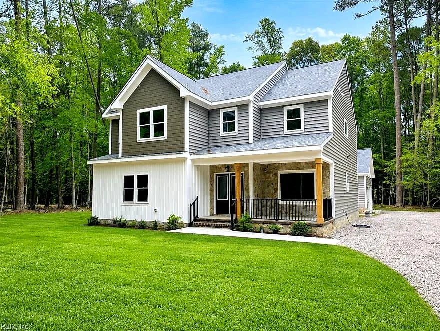 7673 Riverwatch DR, GLOUCESTER VA 23061