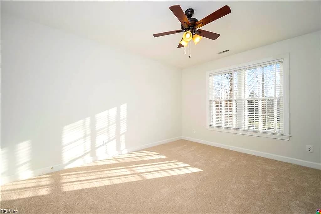 106 Fisher CT, SEAFORD VA 23696 - Photo 5