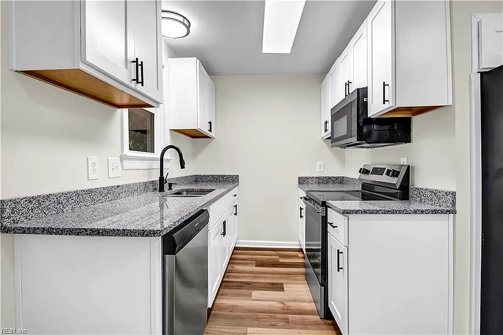 623 Chapel ST, HAMPTON VA 23669 - Photo 5
