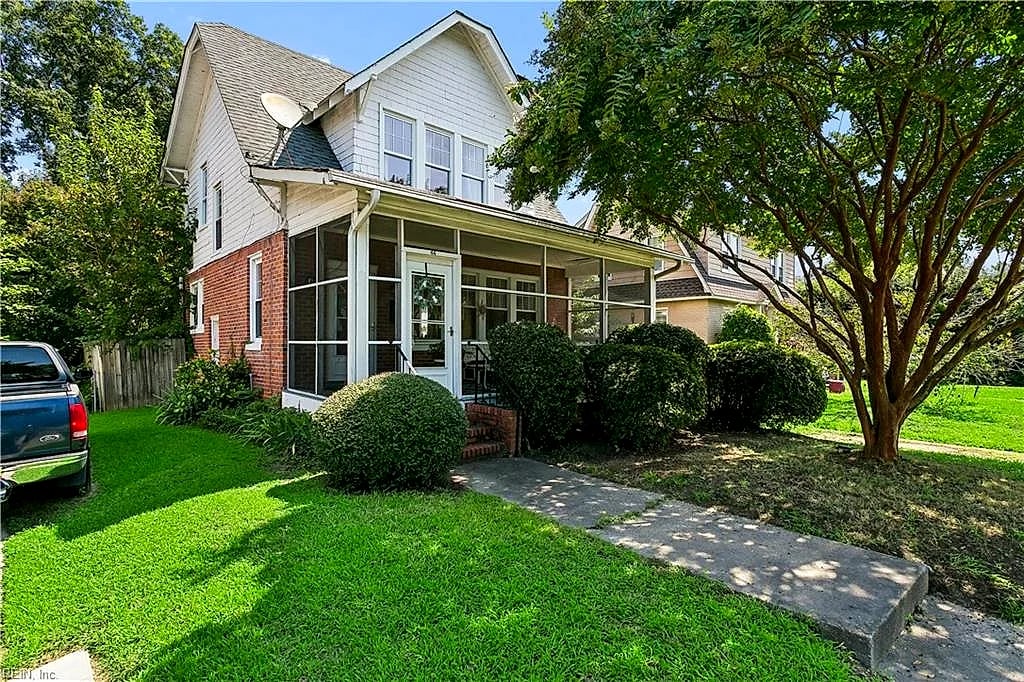 44 Cherry AVE, Hampton — 3 bed Residential, 1,213 sqft