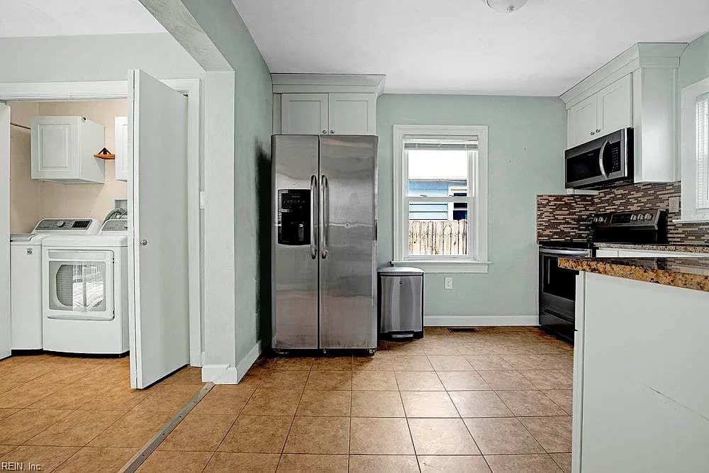 1605 Laurel AVE, CHESAPEAKE VA 23325 - Photo 5