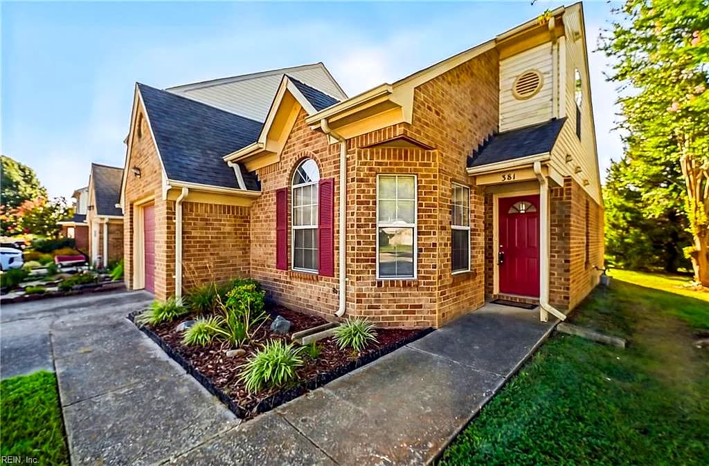 381 Westview DR, HAMPTON VA 23666 - Photo 3