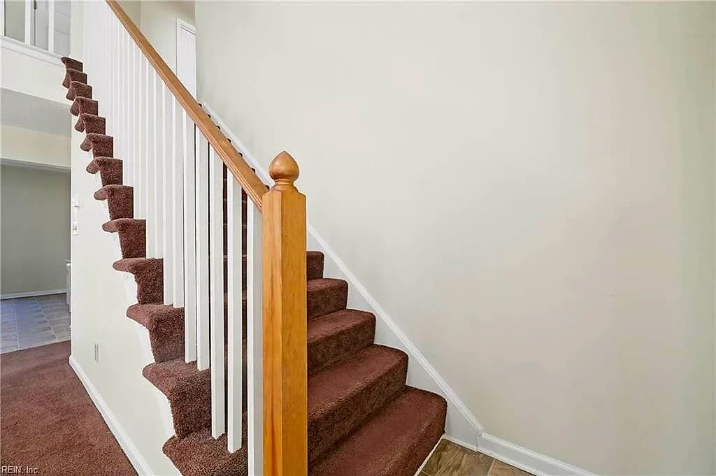 381 Westview DR, HAMPTON VA 23666 - Photo 5