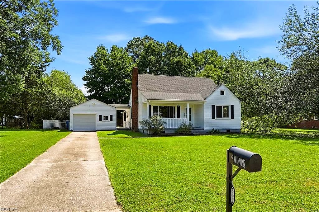 4009 Maple DR, CHESAPEAKE VA 23321