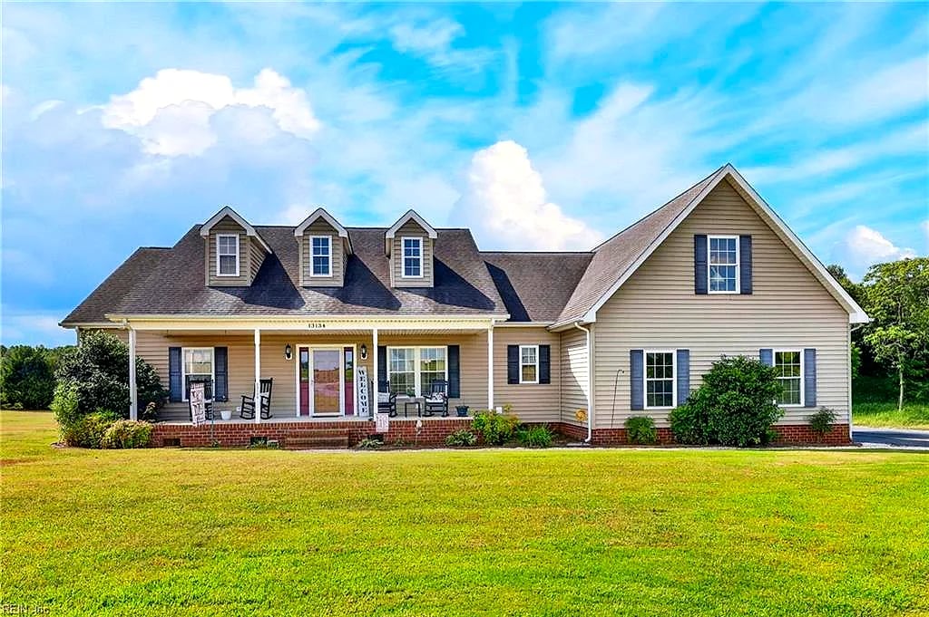 13134 Shiloh DR, WINDSOR VA 23487
