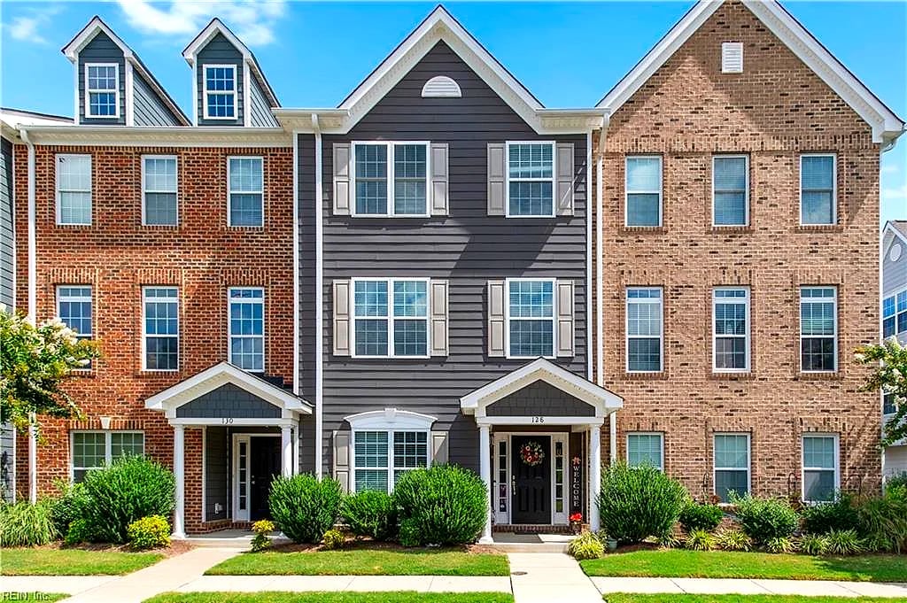 128 Daybeacon ST, YORKTOWN VA 23692