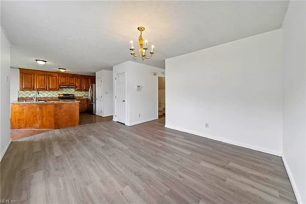 724 Kings Ridge DR, NEWPORT NEWS VA 23608 - Photo 3