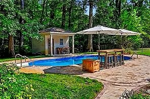 908 Kings XRS, VIRGINIA BEACH VA 23452