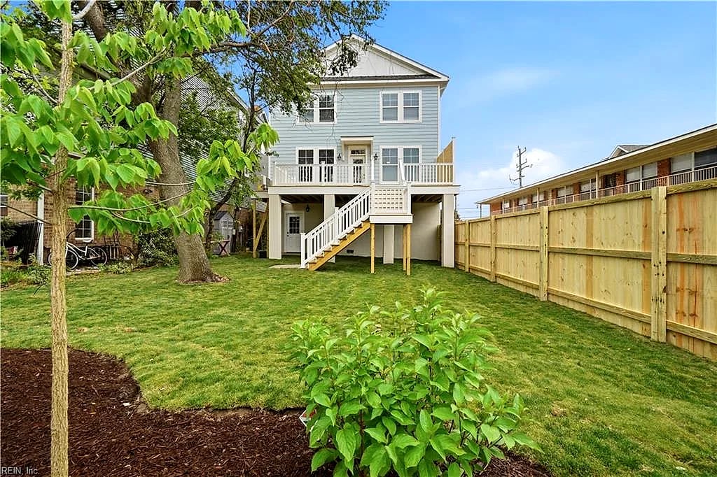966 W Ocean View AVE, NORFOLK VA 23503
