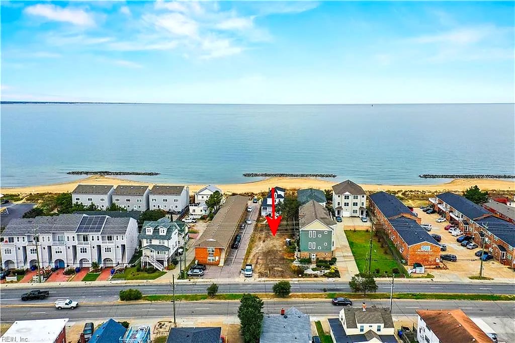 966 W Ocean View AVE, NORFOLK VA 23503