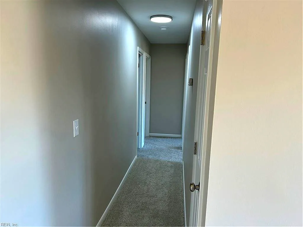 247 Malden LN, NEWPORT NEWS VA 23602 - Photo 5