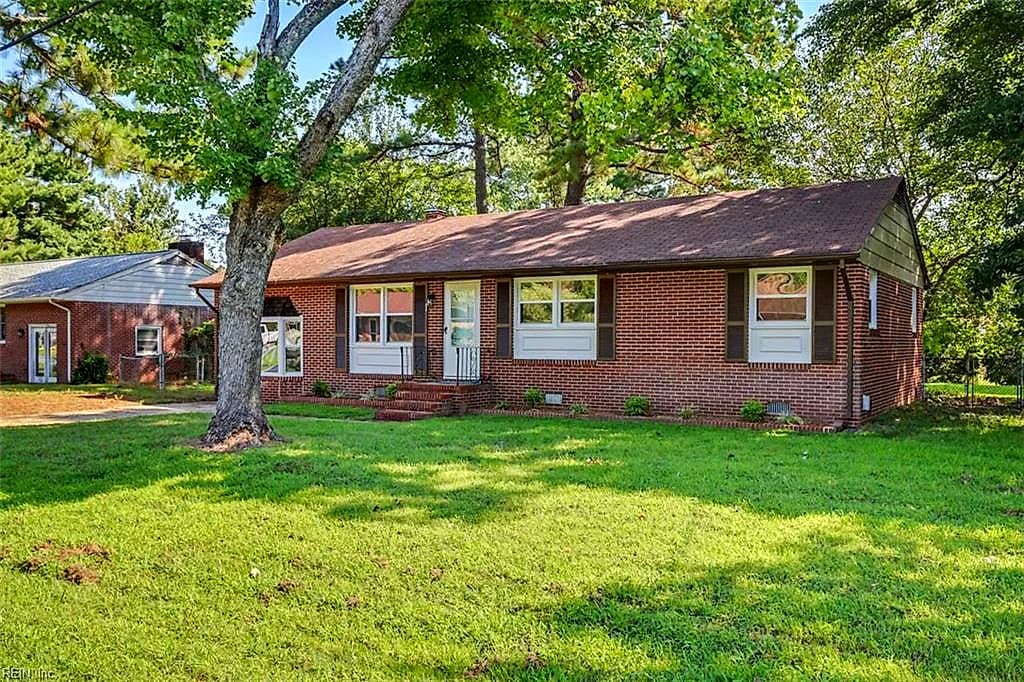116 Bailey RD, YORKTOWN VA 23692 - Photo 5