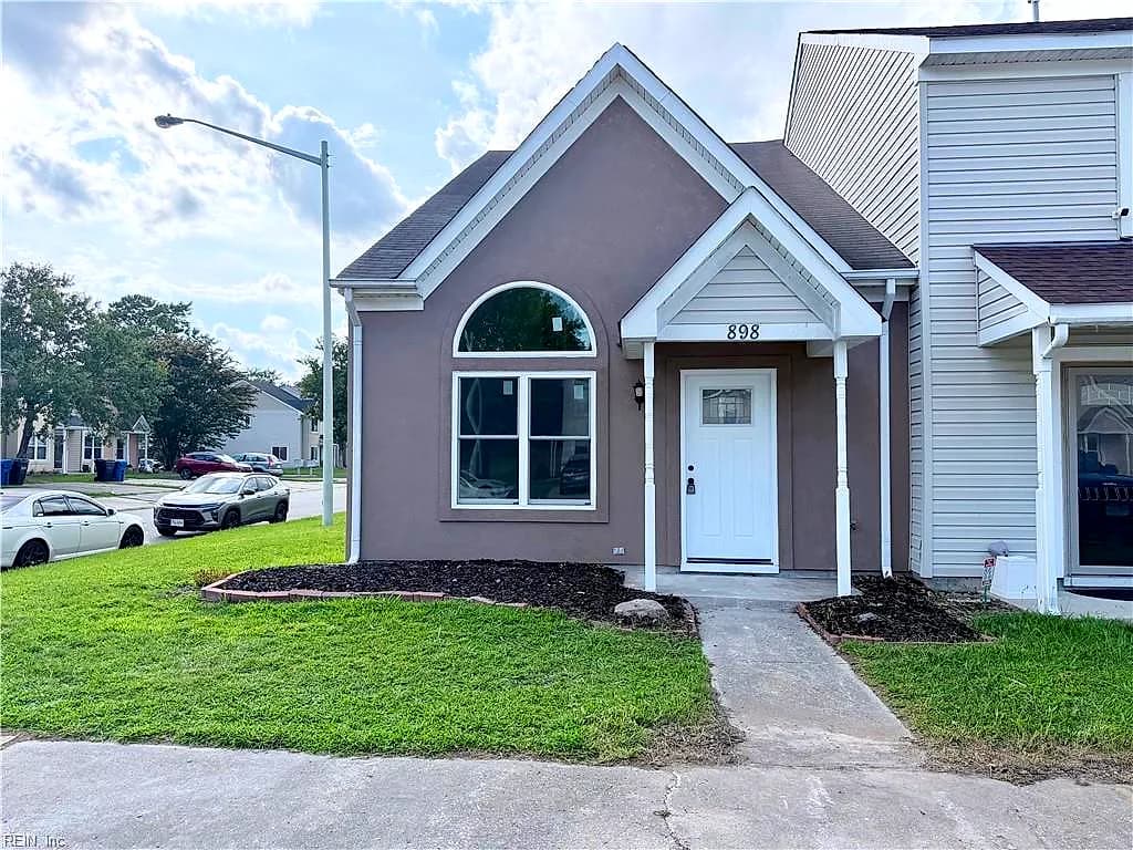 898 Old Clubhouse RD, VIRGINIA BEACH VA 23453 - Main photo