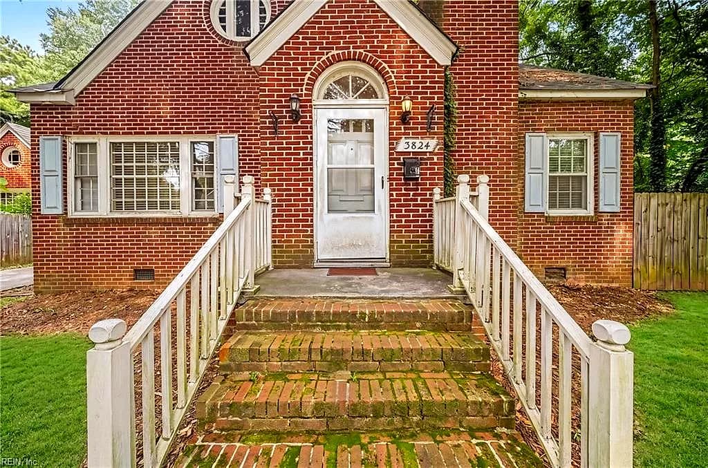 3824 Turnpike RD, PORTSMOUTH VA 23701 - Photo 4