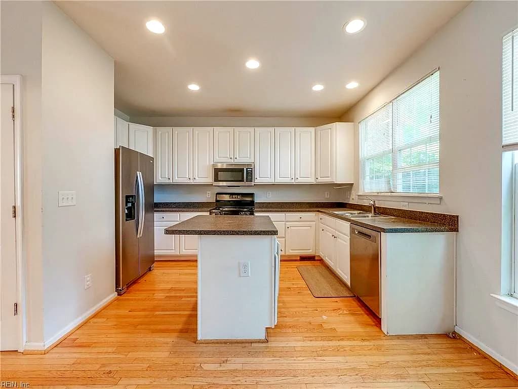 615 Jessica CIR, NEWPORT NEWS VA 23606 - Photo 4