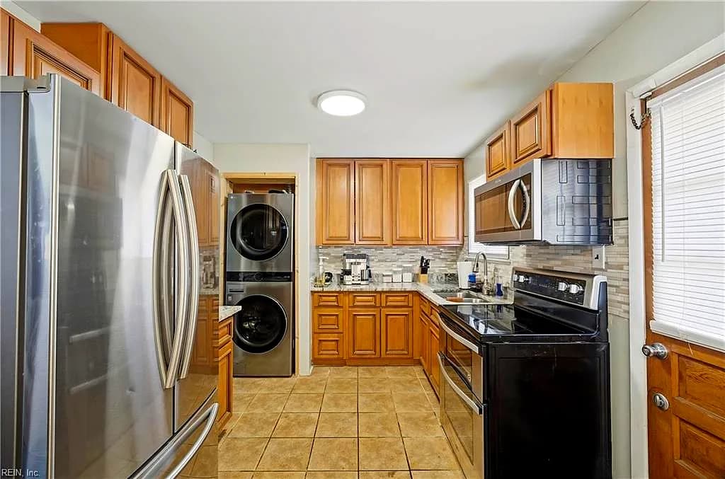 1341 23rd ST, NEWPORT NEWS VA 23607 - Photo 5