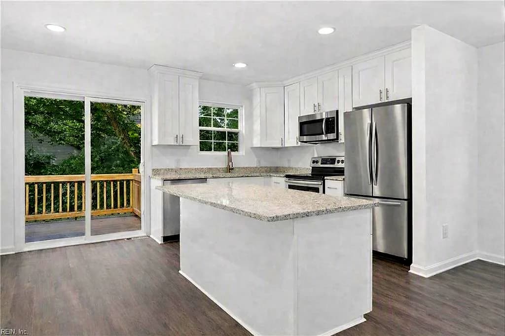 1518 Manson ST, NORFOLK VA 23523 - Photo 5