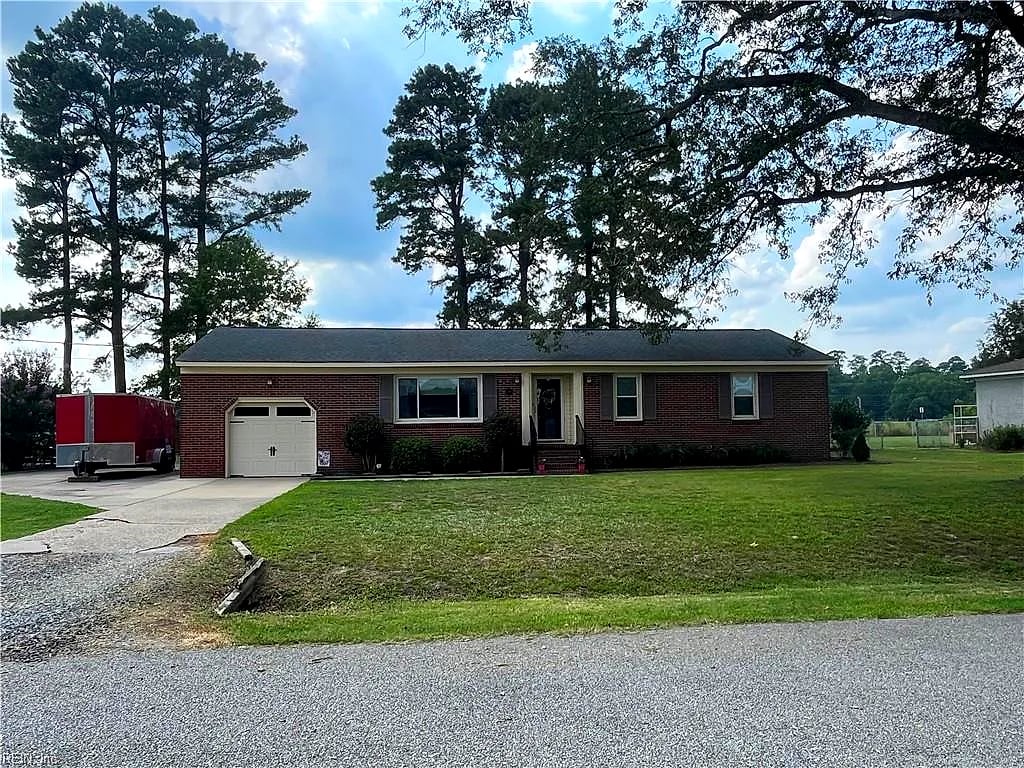 3109 Woodlawn DR, Suffolk — 3 bed Residential, 1,448 sqft