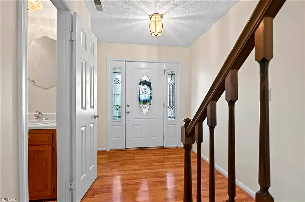 4502 Sir Johns LN, VIRGINIA BEACH VA 23455 - Photo 4