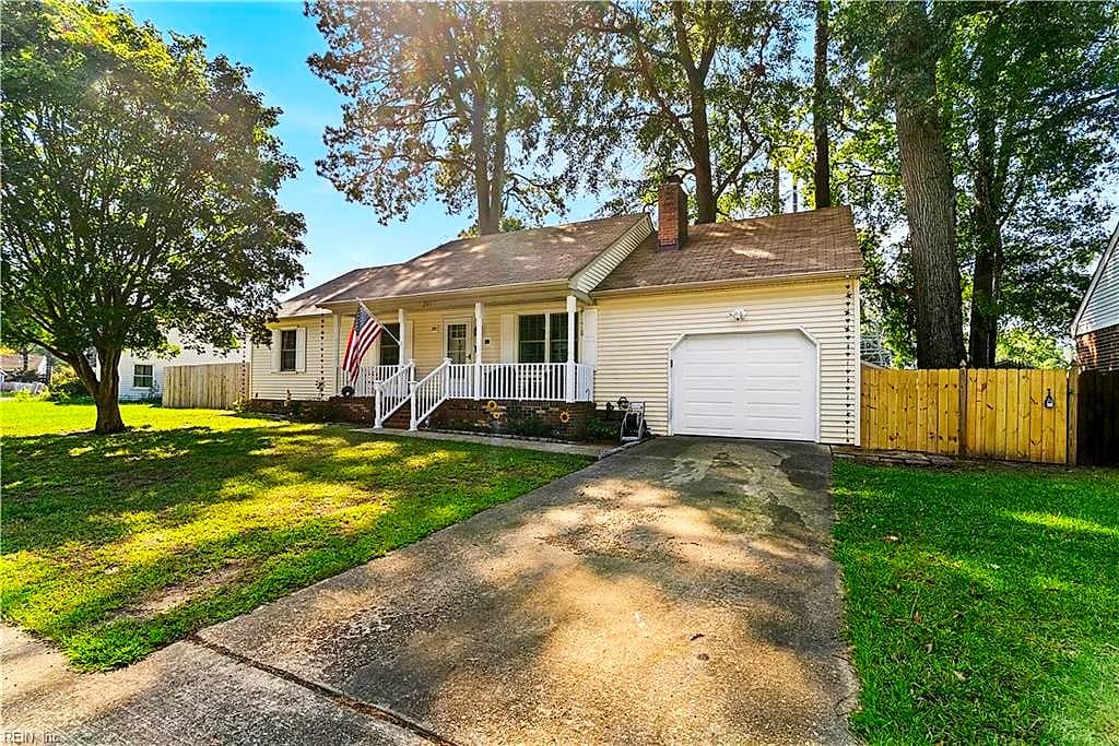 2317 Southern Pines DR, CHESAPEAKE VA 23323 - Photo 4