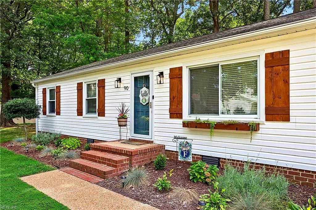 90 Rowe DR, POQUOSON VA 23662 - Photo 4