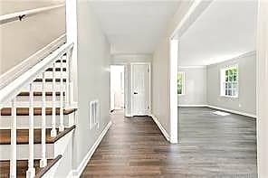 188 Corinthia DR, NEWPORT NEWS VA 23608 - Photo 4