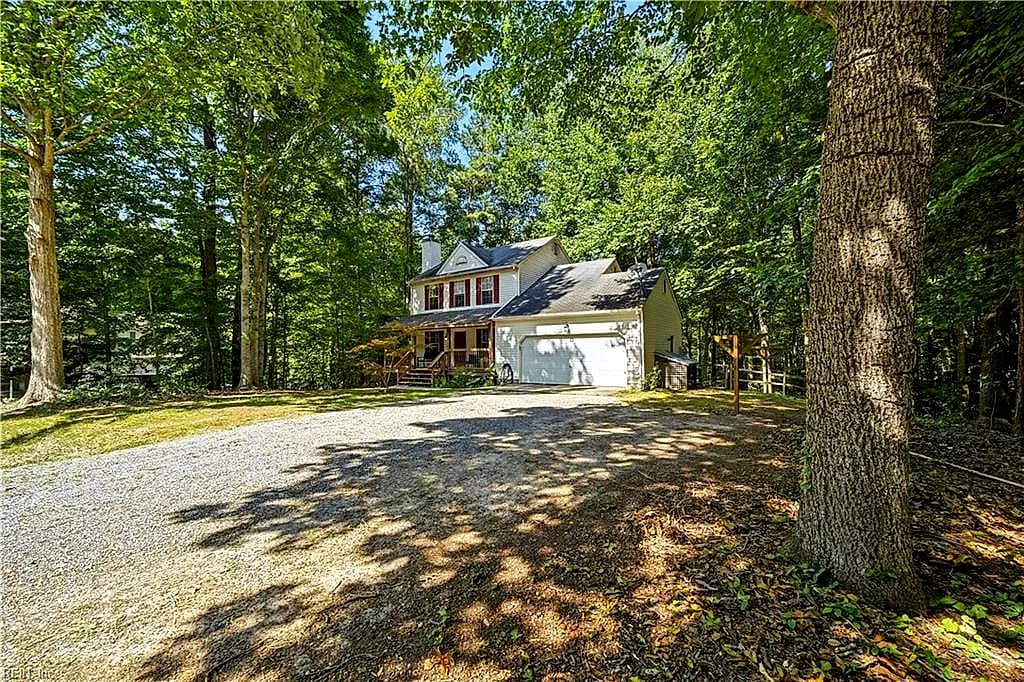 7133 Brendan CT, GLOUCESTER VA 23061 - Photo 4